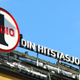 Cartel de la estación noruega Radio 1, en Oslo. Foto: James Cridland / Flickr